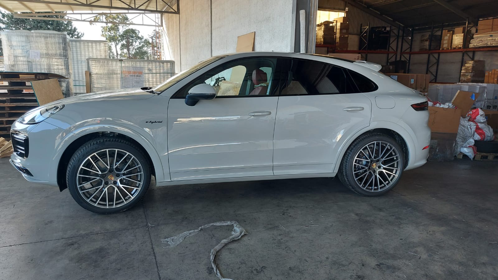 The New Porsche Cayenne E-Hybrid