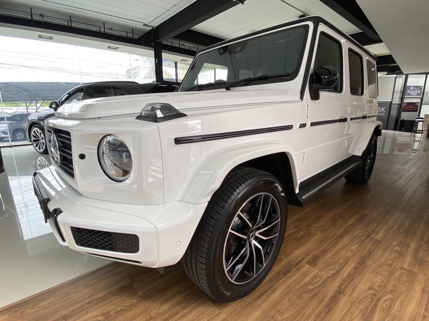 Mercedes-Benz G-Class G400 