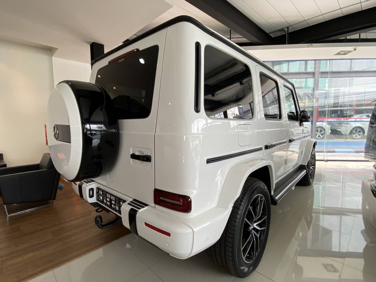 Mercedes-Benz G-Class G400 